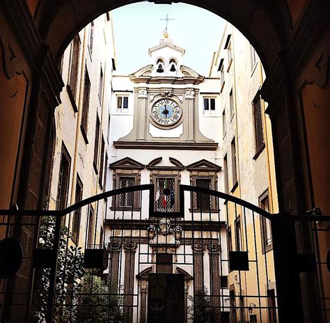 Alla fine del 2002 ci fu la fusione per incorporazione di banco di napoli s.p.a. Il Cartastorie, museo dell'Archivio Storico del Banco di ...