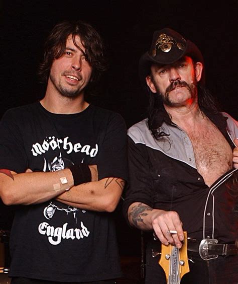 Dave Grohl Pays Permanent Tribute To A Rock Legends Death With An Ace
