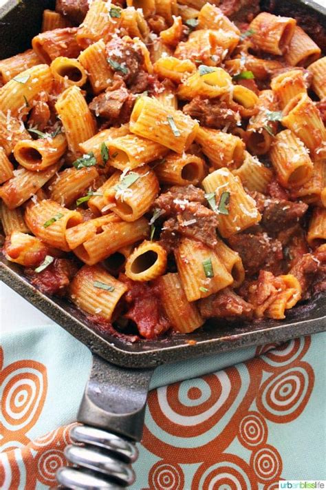 I am not a big fan of bell peppers so i didn't use them. Easy, Hearty Rigatoni with Italian Sausage family dinner ...
