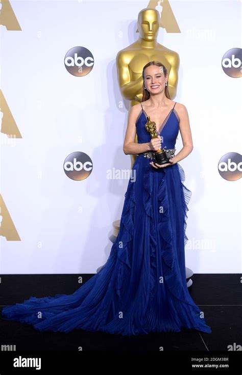 Brie Larson With The Academy Award For Best Actress In The Press Room