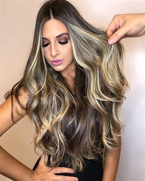 Luzes Em Morenas Dicas Preciosas Fotos Tend Ncias Cabelo Ombre Hair Balayage Hair