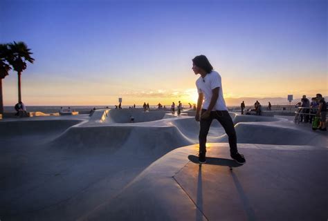 Venice Beach Skatepark Los Angeles Attractions Venice Beach