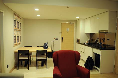The straits hotel & suites. Nak Stay kat The Straits Hotel and Suites Sebab Mewah Tapi ...