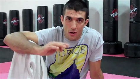 Rener Gracie Believes In Chess Player Dyhemia Young Youtube