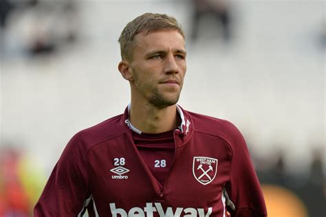 3,099 likes · 430 talking about this. Hvězda Reflexu | Hvězdy Reflexu: Fotbalista Tomáš Souček ...