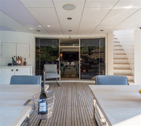 Freedom Yacht Charter Details Sunseeker Charterworld Luxury Superyachts