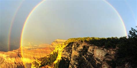 Az Photographer Snaps Image Of Nearly Full Circle Rainbow