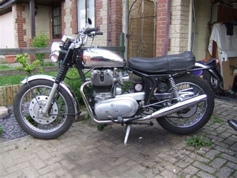 Check out continental gt 750 images mileage specifications features variants colours at autoportal.com. 1967 750cc Royal Enfield Interceptor Mk 1A