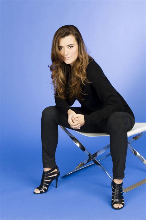 Hot Photos Of Cote De Pablo Which Are Almost Naked Music Raiser