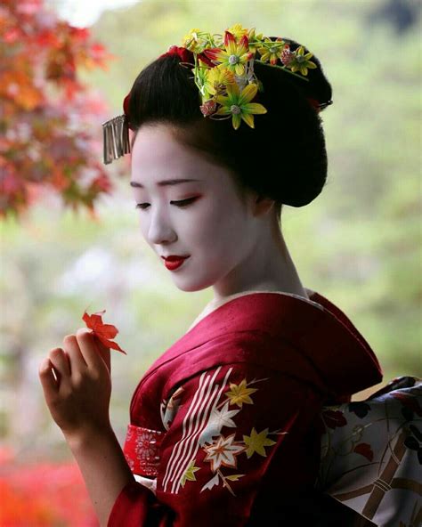 Pin By 마리아~マリア On Geisha Geisha Japan Japanese Geisha Kimono Japan