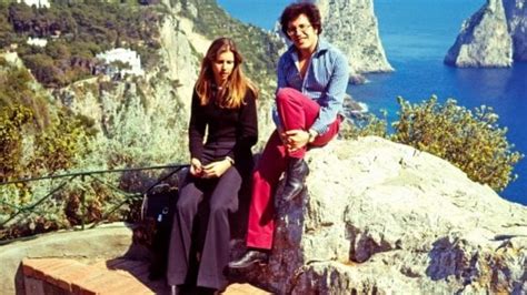 Ha al suo attivo una vittoria al festival della canzone napoletana (nel 1970, con la canzone: Lutto per Peppino di Capri, è morta la moglie Giuliana ...
