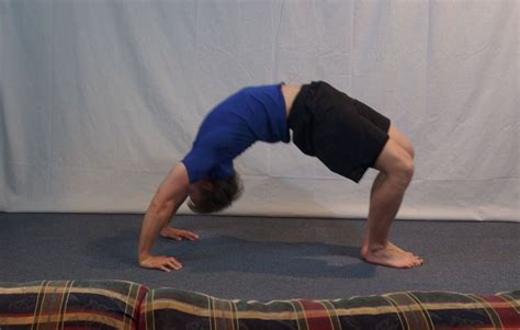 Gymnastics Bridges Stretch And Strengthen The Entire Body Gymnastics