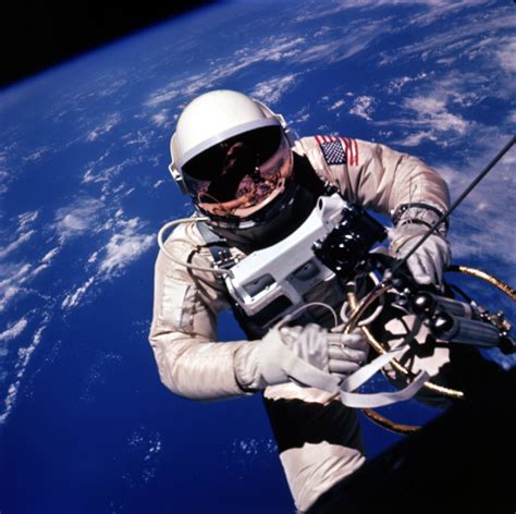 The First Us Spacewalk Gemini 4