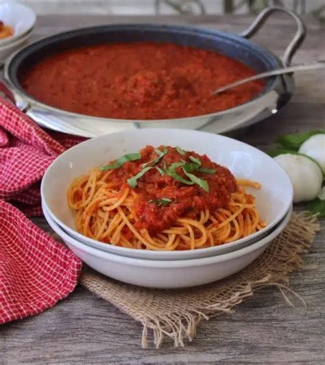 Audrey Hepburns Spaghetti Al Pomodoro Mccallum S Shamrock Patch