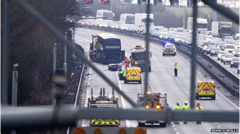 Coach Driver Arrested After Fatal Crash On M1 Near Flitwick Bbc News