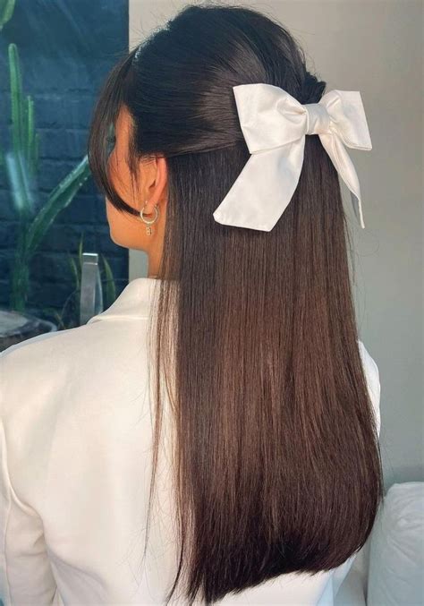 Fetching Hairstyles For Straight Hair To Sport This Season Bow