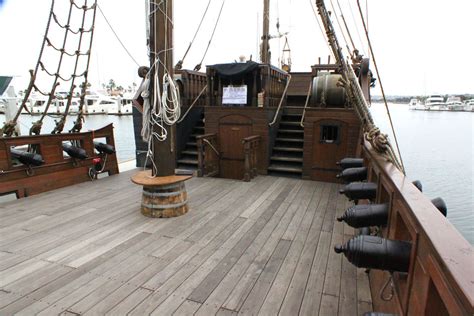 Captains Cabin And Deck With Images Pirate Ship Real Pirate Ships
