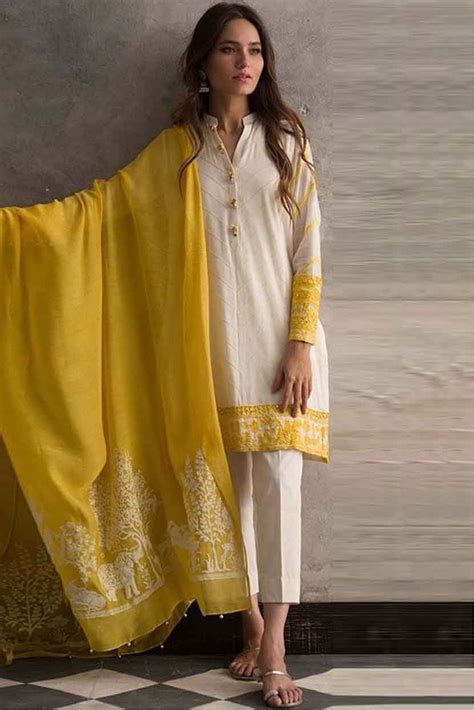 Cambric Cotton Embroidery Pakistani Suit In White Colour In 2020