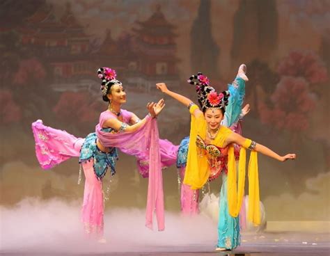 Shen Yun Dance Embraces Chinese Culture Takes A Shot At Communism