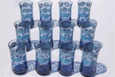 70s Vintage Libbey Drinking Glasses Set Of 12 Retro Blue Fade Color W Daisy Print