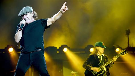 Brian Johnson Confirms Hes In Touch With Acdc Misses Live Music Iheart
