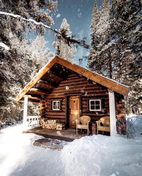 5 Tips You Must Do With A Log Cabin In Winter Small Log Cabin Cabins