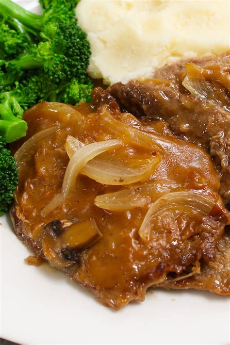 This food is not only cheap, it's one of those put and forget meals. Crock Pot Cube Steak and Gravy made with tender and ...