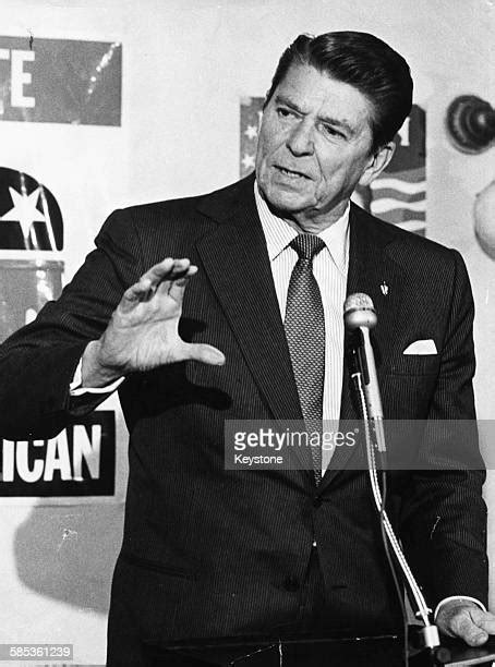 Reagan Campaign Photos And Premium High Res Pictures Getty Images