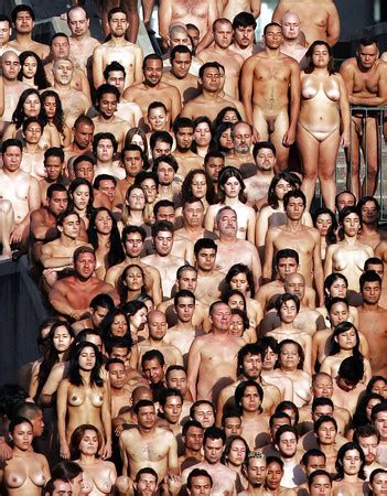 Sex Gallery Spencer Tunick Naked World 21482063