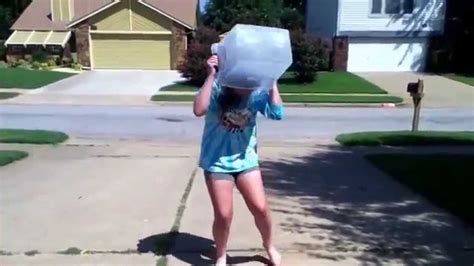 My Sister Does The Ice Bucket Challenge Youtube