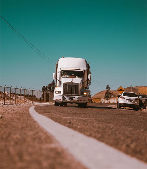 There are many types of insurances which vary between different companies. Trucking & Transporation | HMS Insurance & Financial Services Inc.