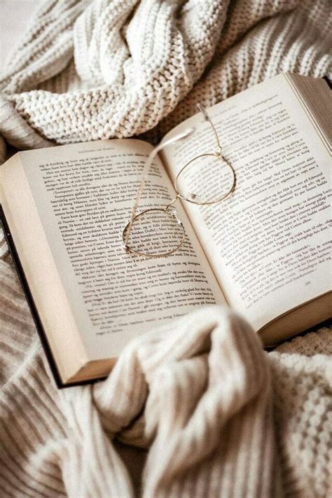 Pin By Sofia Briones On Books Book Aesthetic Book Photography Book