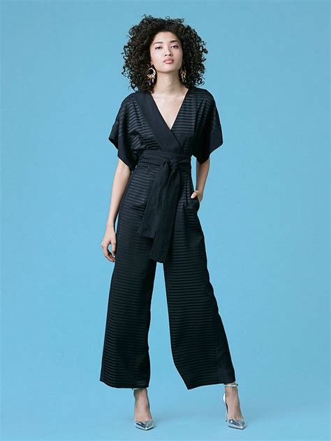 This Kimono Style 100 Silk Short Sleeve Jumpsuit Features A