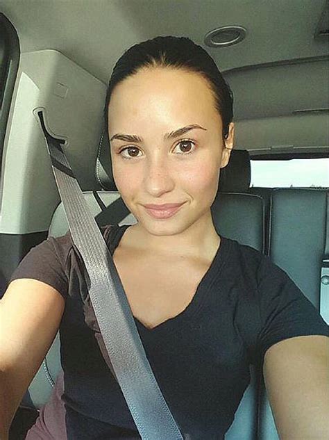 Demi Lovato No Makeup Selfies Popsugar Latina