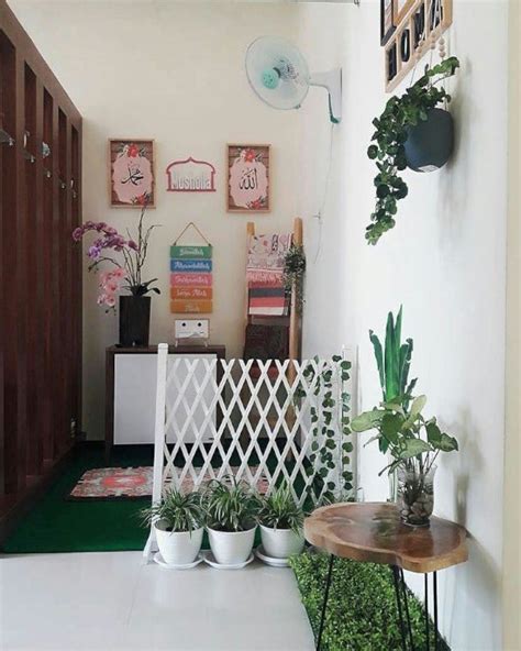 Desain rumah mungil minimalis yang meliputi desain interior dan eksterior bisa anda buat semewah mungkin. LINGKAR WARNA: 59 ide inspiratif desain mushola minimalis ...