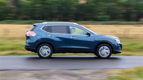Nissan prides itself on tech, so naturally there's much of it on offer. 2014 Nissan X-Trail Review | CarAdvice