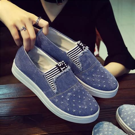 New Flat Shoes Ladies School Canvas Casual Flat Soft And Comfortable