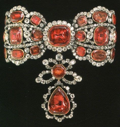 17 Idées De Couronne De Russie Russie Diadème Bijoux Royaux