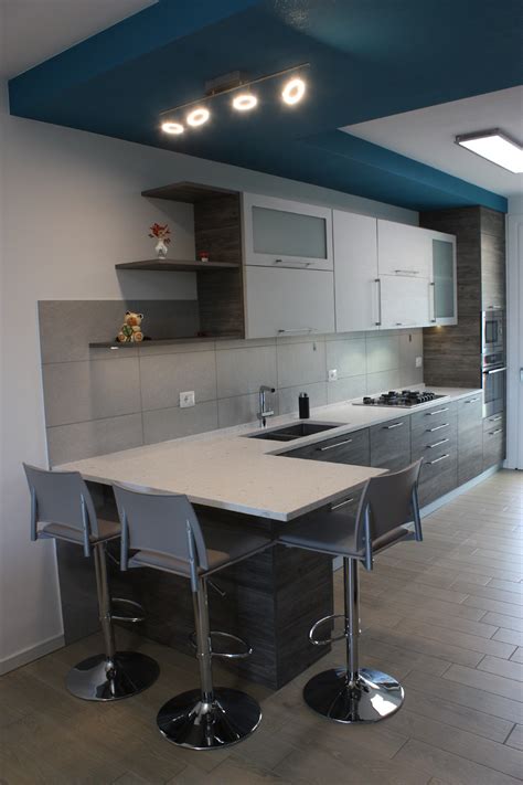1,206 likes · 2 talking about this · 312 were here. Parete Blu Balena - The Homey Design