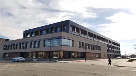 Ribbon cutting opens new Cargill headquarters in Wichita | Country 101.3 KFDI
