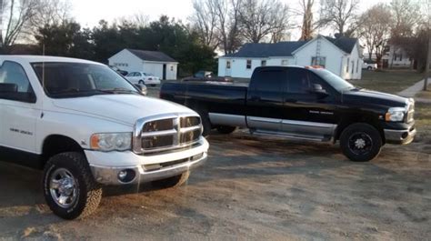 The difference between the dodge ram quad cab and crew cab is more than simple looks. DODGE RAM 2500 QUAD CAB LONG BED 4X4 CUMMINS