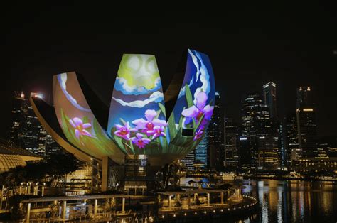 Uplifting Light Projections To Welcome 2024 At The Marina Bay Singapore