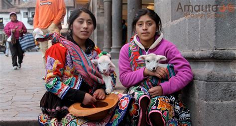 Peruvian Girls Dressed In Traditional Attire