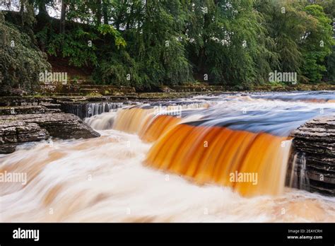 Aysgarth Falls Yorkshire Dales National Park Uk Stock Photo Alamy