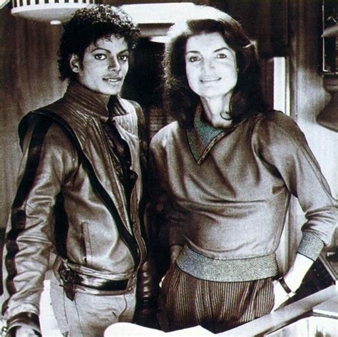 michael jackson on the set of thriller janet jackson jackie jackson joseph jackson michael