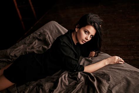 Wallpaper Women In Bed Portrait Black Clothing Lying On Front
