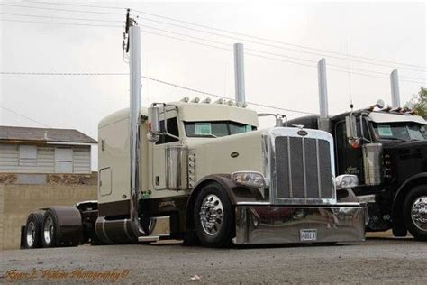 Peterbilt 389 Peterbilt Trucks Semi Trucks