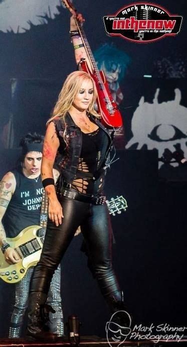 Nita Strauss Shell Melt Your Face Off Chicas Las Chicas Son