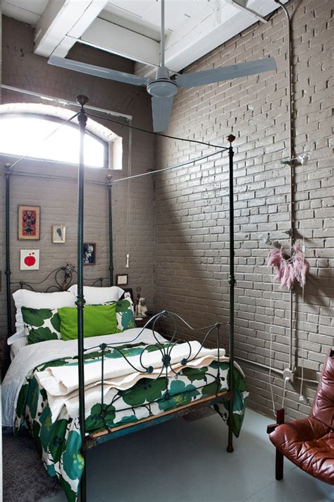 Green tea and rage by gardenprophet. Dans une ancienne usine à Brooklyn - Moody's Home