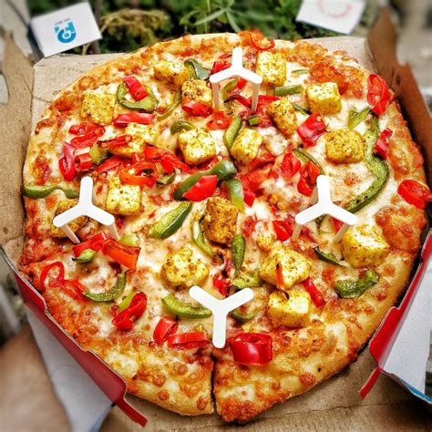 Domino S Pizza Gets A Major Revamp Expect Tastier Heartier Pizzas Foodelhi India S Own Food